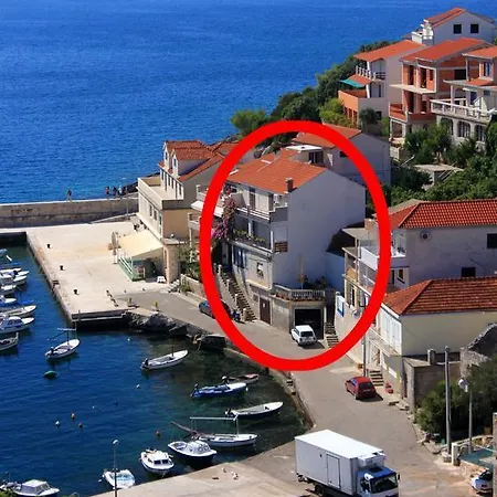 Apartment Zavalatica 9285b *
