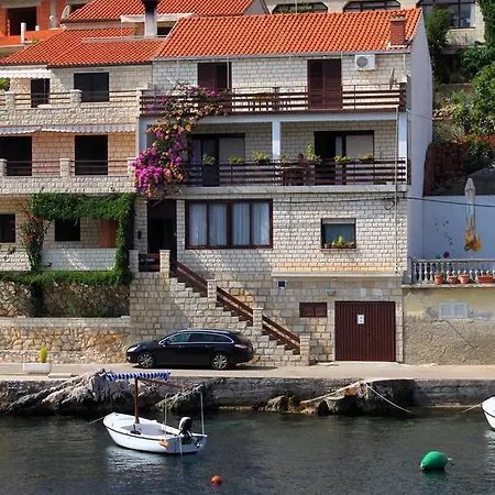 Apartment Zavalatica 9285b *