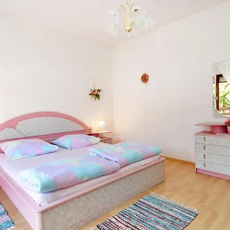 Appartement Zavalatica 9285b *